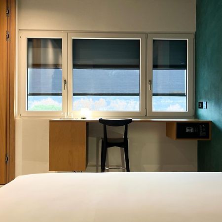 Riva Rooms & Studios - Check-In 24Hr Minusio Bagian luar foto